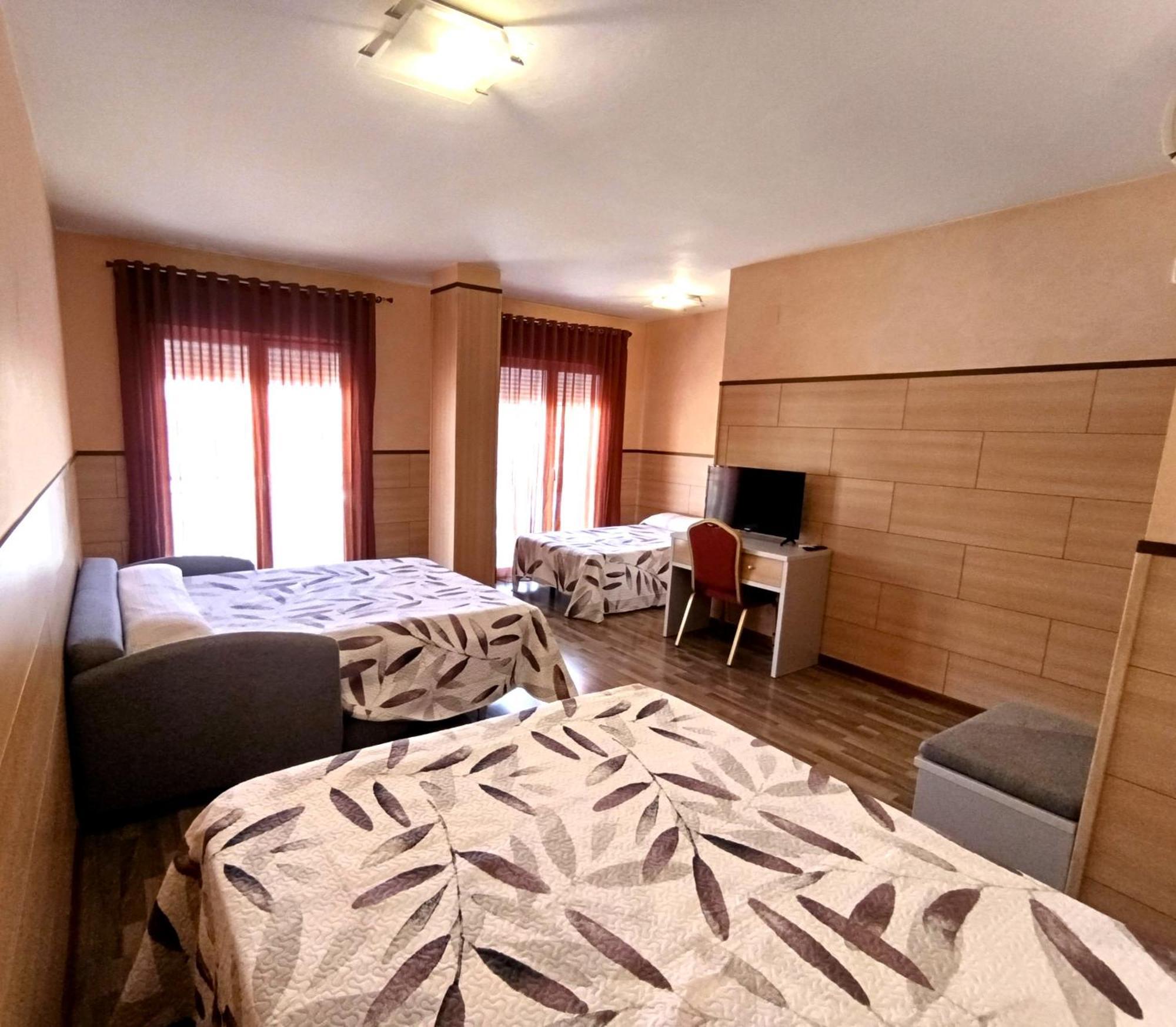 Hotel Pio XII Jumilla Extérieur photo
