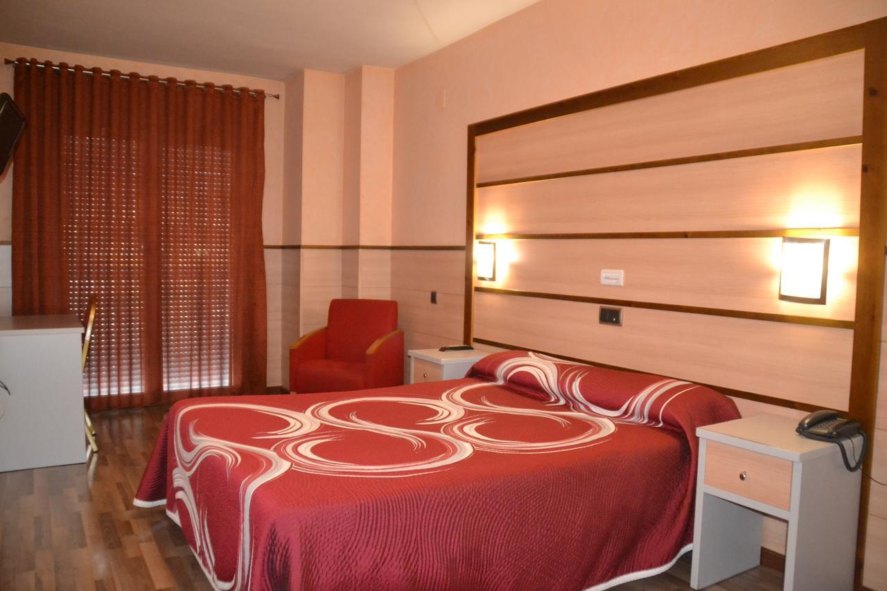 Hotel Pio XII Jumilla Extérieur photo